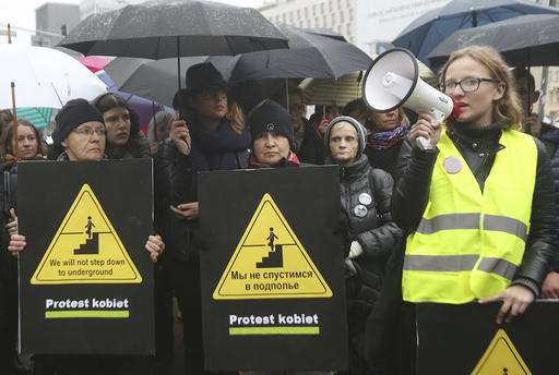 Poles protest plan to ban abortion of unviable fetuses