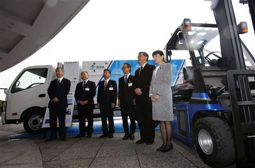 Toyota partners in making wind-power hydrogen for fuel cells