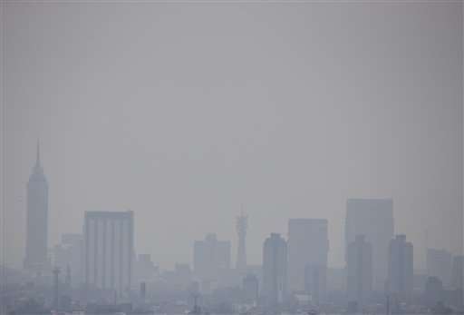 After worst smog in 11 years, Mexico City braces for more