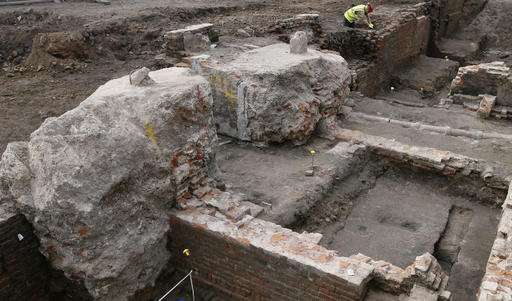 Dig at theater where Shakespeare worked uncovers a surprise