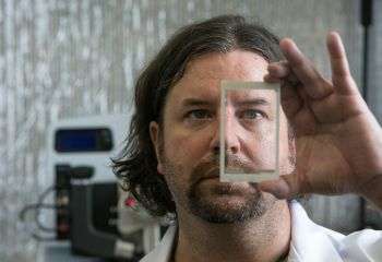 Physicists develop new touchscreen technology