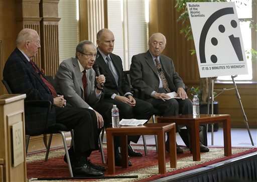 Scientists: "Doomsday Clock" reflects grave threat to world