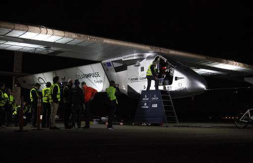 Solar plane on global trip arrives in Arizona