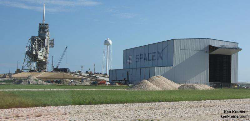 SpaceX Crew Dragon conducts propulsive hover and parachute drop tests
