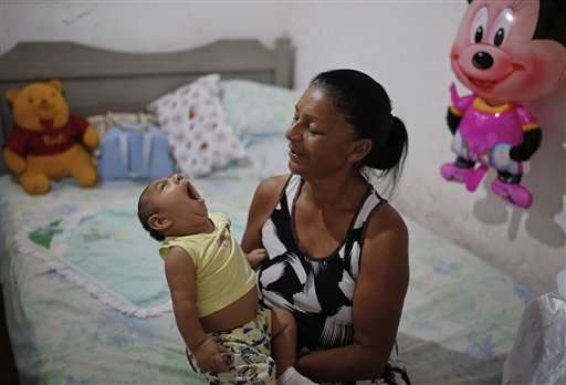 US, Brazilian health teams brave slums to start Zika study