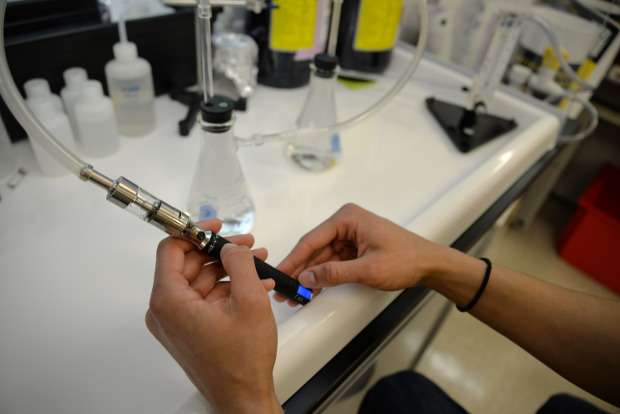 Researchers study the use of e-cigarettes for illicit drugs