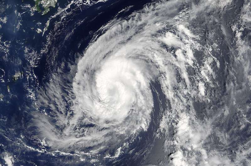 NASA sees Tropical Storm Lionrock sonsolidating