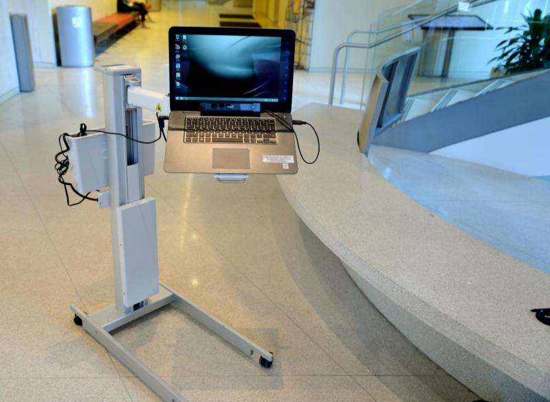 Device helps paralyzed patients operate laptop with their eyes
