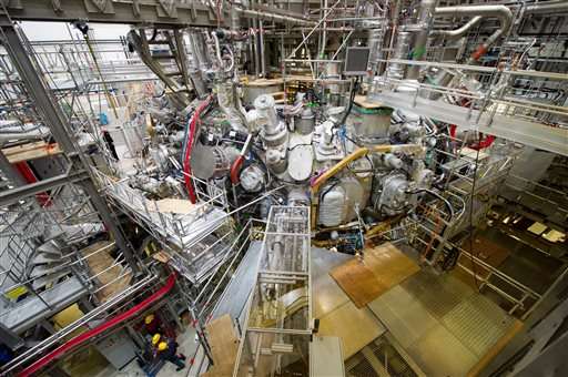 Scientists in Germany switch on nuclear fusion experiment (Update)