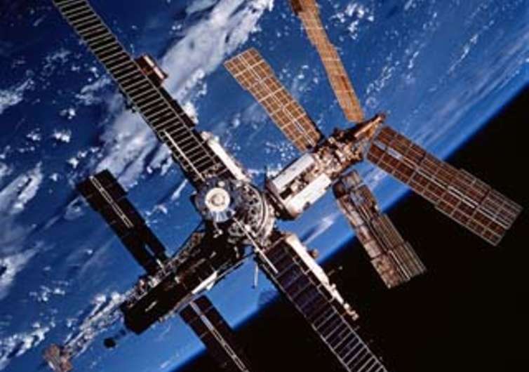 Amateur astronomers say Chinese space station could crash to Earth – are they right?