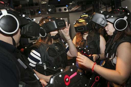 Six virtual reality experiences that don't cost too much