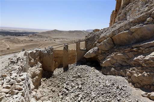 Syria's Palmyra: Ghost town bearing scars of IS destruction