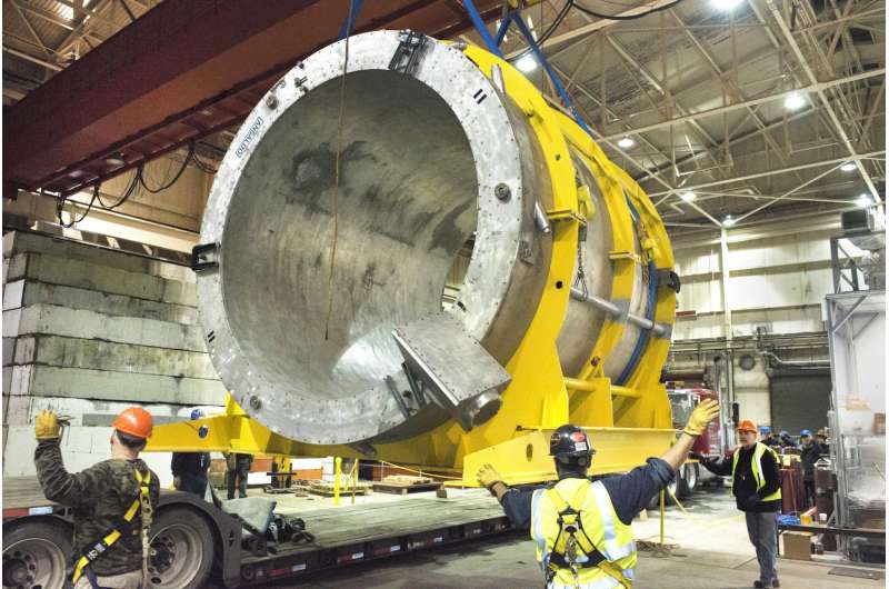 Superconducting magnet powers up after cross-country journey