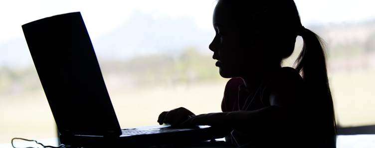 Ten minutes on children’s internet game enough to lower body satisfaction among young girls, study finds