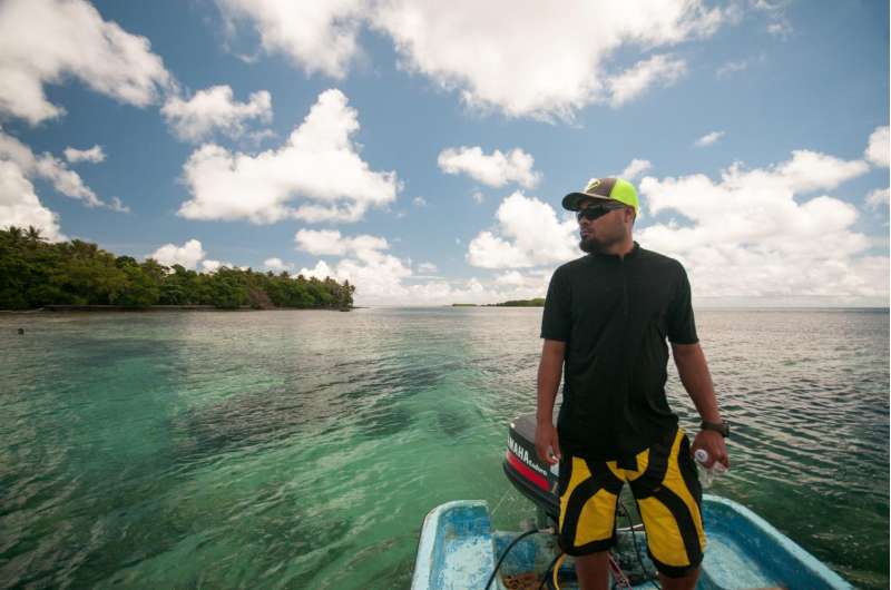 Conservation scientists help fish catch a break in Pohnpei