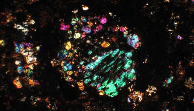 Researchers find Earth composed of different materials than primitive meteorites
