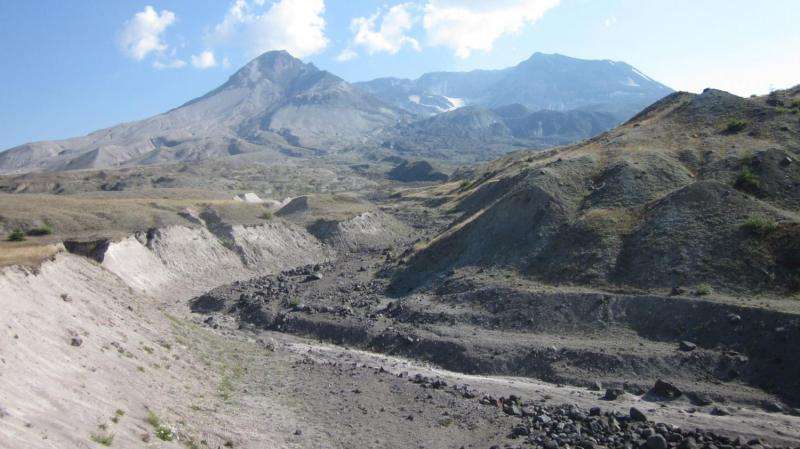 Researchers find evidence for a cold, serpentinized mantle wedge beneath Mt. St. Helens