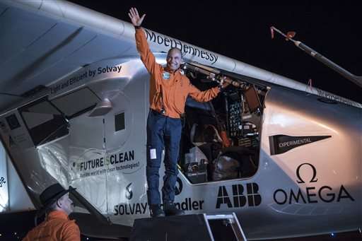 Solar plane on global trip completes Arizona-to-Oklahoma leg