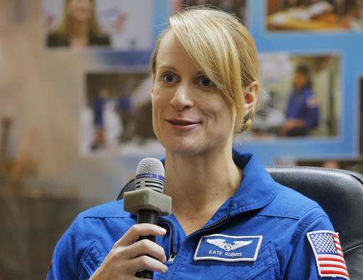 Astronaut describes career detour to US health director