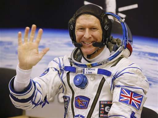 Astronaut Peake pays tribute to 'Starman' Bowie from space