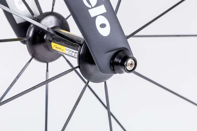 Bike thieves, don’t even try it: Hexlox locked into bolt