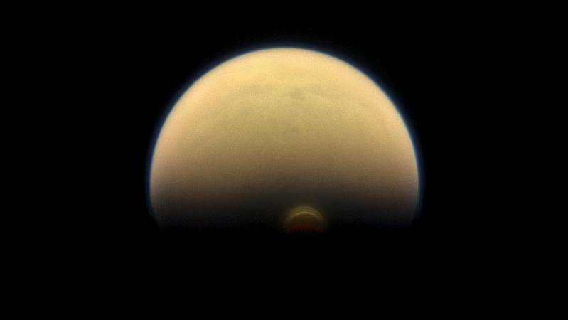Cassini sees dramatic seasonal changes on Titan