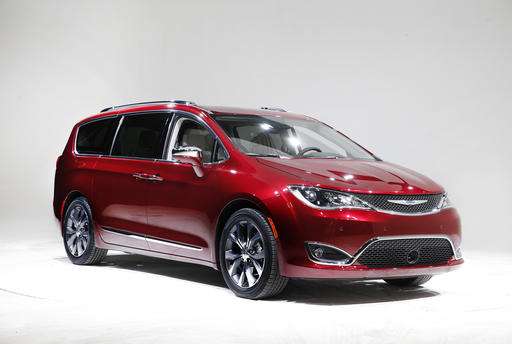 Chrysler minivan gets 84 mpg equivalent in electric mode