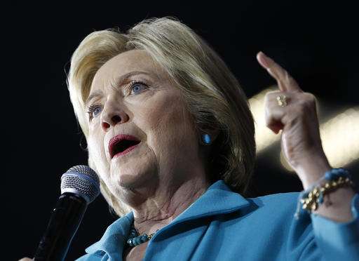 Clinton email use broke federal rules: inspector's report