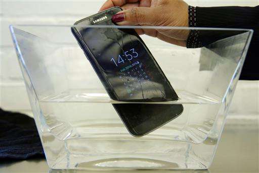 Consumer Reports: Samsung phone not actually water resistant