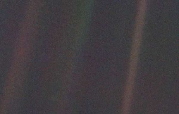Could Earth’s light blue color be a signature of life?