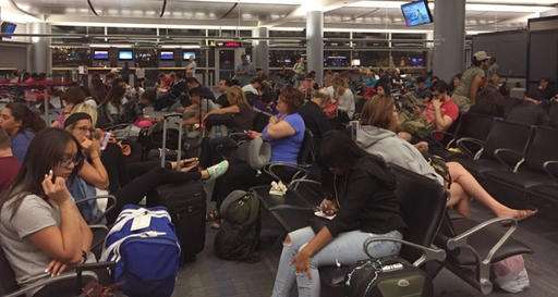 Delta resumes some service after hours of global outage