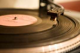 Does music sound better on vinyl records than on CDs?