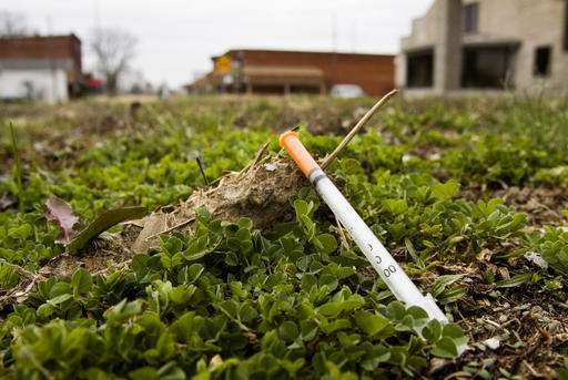 Drug epidemic stalls HIV decline in whites who shoot up