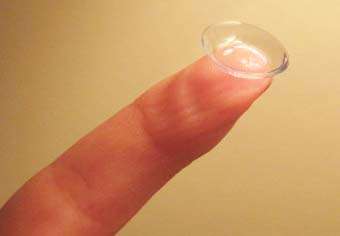 Equilibrium modeling increases contact lens comfort