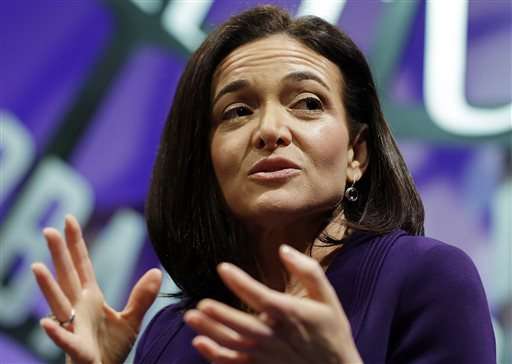 Facebook's No. 2 exec pays tribute to single mothers