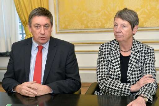 Germany's Environment Minister Barbara Hendricks (R), seen with Belgium's Interior Minister Jan Jambon in Brussels on February 1