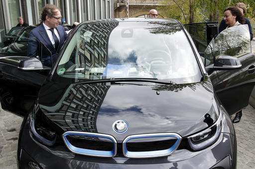Germany to subsidize electric cars to help own auto industry