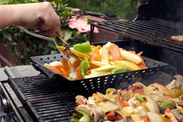 Get creative and cut kids' calories at summer cookouts