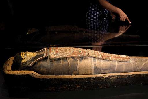 Israel to display ancient mummy with modern-day afflictions