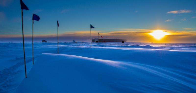 Last light—sunset at the South Pole