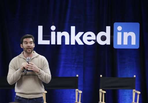 LinkedIn shares tumble on weak forecast for 2016
