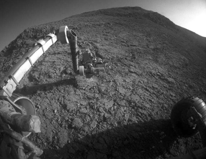 Mars rover Opportunity busy through depth of winter