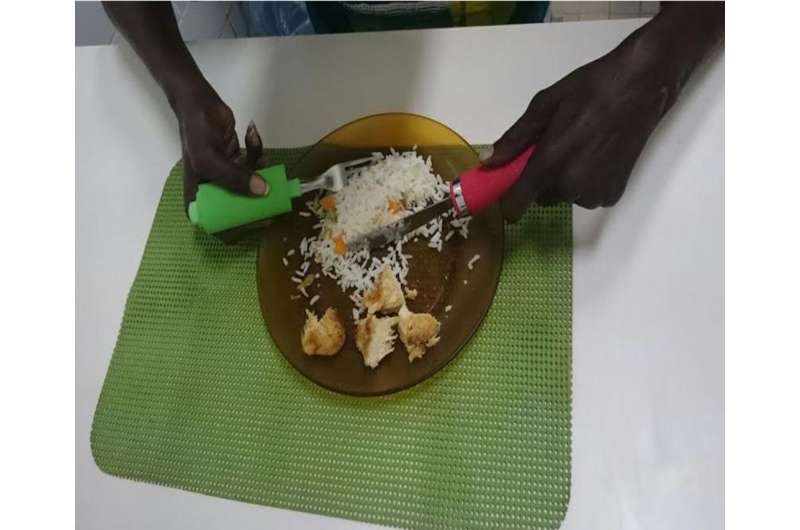 Modified household utensils improve autonomy and lives of people with leprosy