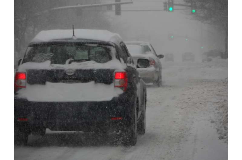 Motorists navigate winter weather in New Hampshire