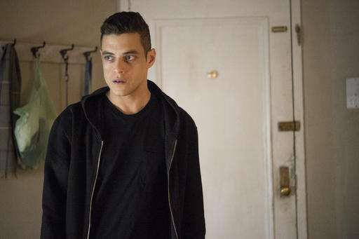 'Mr. Robot' mobile game launches as phony messaging app