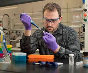 New method improves stability, extends shelf life of protein drugs