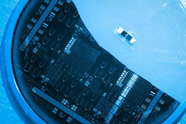 New solar cell is more efficient, costs less than its counterparts