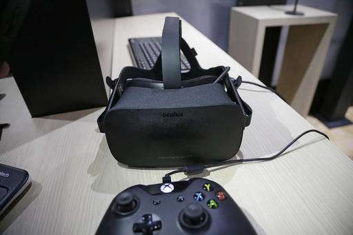 Oculus Rift begins shipping; reviews suggest waiting is OK