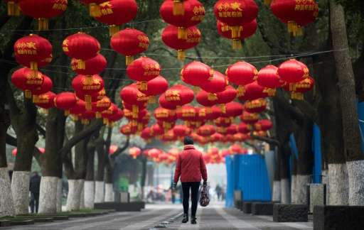 On Sunday, the eve of the Year of the Monkey, a staggering eight billion hong bao were exchanged, eight times the number gifted 