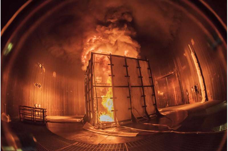 Sandia dial-a-fire test complex ignites huge blaze